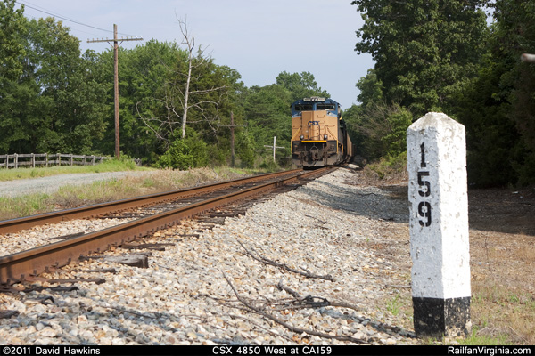 CSX 4850 West at CA159